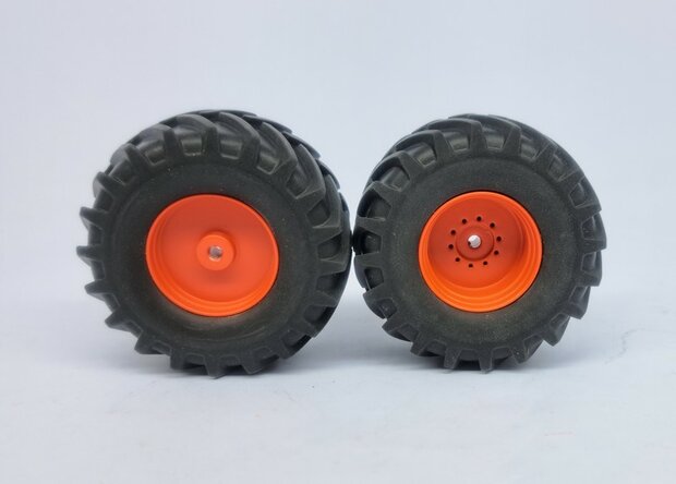 UNIVERSEEL: Brede banden &Oslash; 58 x 28 mm + ALUMINIUM velgen CLAAS ORANJE gespoten geleverd 1:32 Farmmodels Custom Line Series 