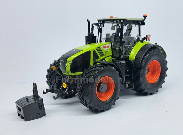 CLAAS 950/ 960 Wiking: 2x Vredestein Banden &Oslash; 57.8 mm Kunststof Velgen CLAAS ORANJE Gespoten  1:32   Farmmodels Custom Line Series  