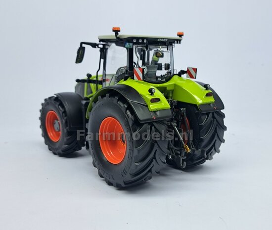 CLAAS 950/ 960 Wiking: 2x Vredestein Banden &Oslash; 71.7 mm Kunststof Velgen CLAAS ORANJE Gespoten  1:32   Farmmodels Custom Line Series  