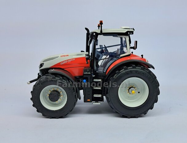 NEW HOLLAND T7.300 BLUE UH: 2x Brede Banden &Oslash; 65.9 x 29.2 mm + ALU. Velgen NEW HOLLAND WIT Gespoten 1:32 Farmmodels Custom Line Series  