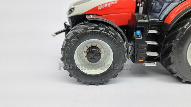 STEYR 6280 CVT UH: 2x Brede Banden &Oslash; 52.3 x 24.2 mm + ALU. Velgen STEYR WIT Gespoten 1:32 Farmmodels Custom Line Series  