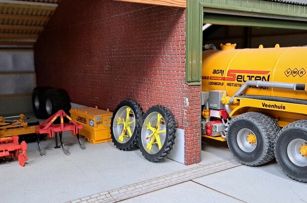 MOLCON 5-STER dubbellucht koppelsysteem &Oslash; 42mm. Materiaal Resin JOHN DEERE GEEL Gespoten  Universeel te gebruiken 1:32   