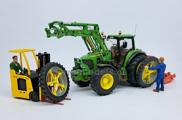 MOLCON 5-STER dubbellucht koppelsysteem &Oslash; 42mm. Materiaal Resin JOHN DEERE GEEL Gespoten  Universeel te gebruiken 1:32   