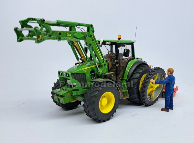 MOLCON 5-STER dubbellucht koppelsysteem &Oslash; 42mm. Materiaal Resin JOHN DEERE GEEL Gespoten  Universeel te gebruiken 1:32   