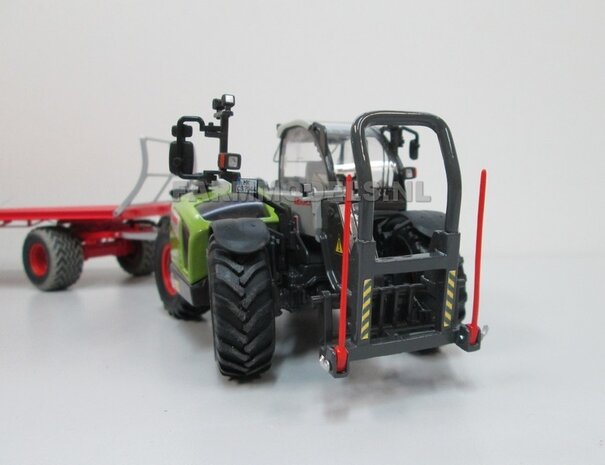 Hooivork Claas / Fendt grijs kleur t.b.v. Voorlader (Wiking) trekkers  1:32                    