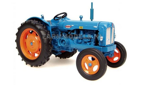 Fordson Power Major 1:32 Universal Hobbies UH2636        EXPECTED