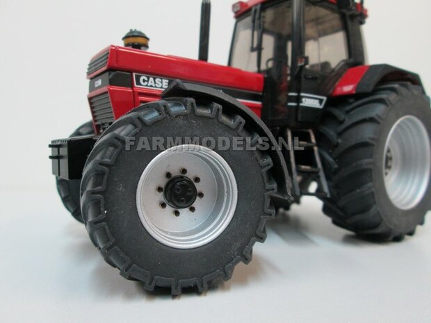 CASE IH SCHUCO: 2x Brede Banden &Oslash; 47.5 x 20.5 mm + ALU. velgen ALUMINIUM METALIC gespoten geleverd 1:32 Farmmodels Custom Line Series  