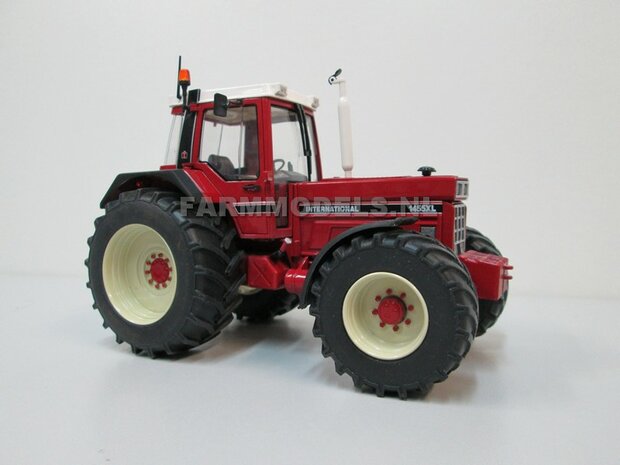 CASE IH SCHUCO: 2x Brede Banden &Oslash; 47 x 20.5 mm + ALU. velgen ALUMINIUM METALIC gespoten geleverd 1:32 Farmmodels Custom Line Series  