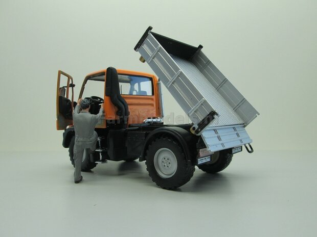 KOMMUNAL Mercedes Benz Unimog U400 Oranje 1:32 - Kommunal Versie 32380Co         