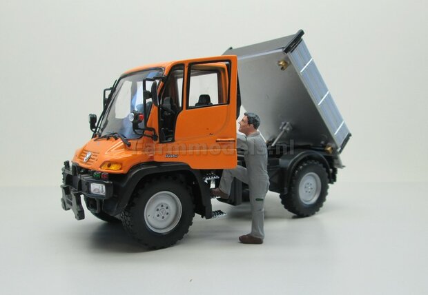 KOMMUNAL Mercedes Benz Unimog U400 Oranje 1:32 - Kommunal Versie 32380Co         