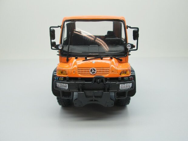 KOMMUNAL Mercedes Benz Unimog U400 Oranje 1:32 - Kommunal Versie 32380Co         