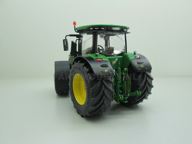 JD 7310R: 2x Vredestein Traxion Banden &Oslash;  68.5 x 32 mm + JD GEEL Gespoten Velgen 1:32 Farmmodels Custom Line Series