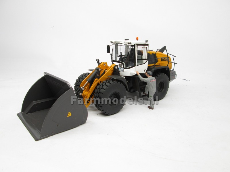 Liebherr L 556 XPower Shovel/ Wiellader 1:32 Wiking WK77840